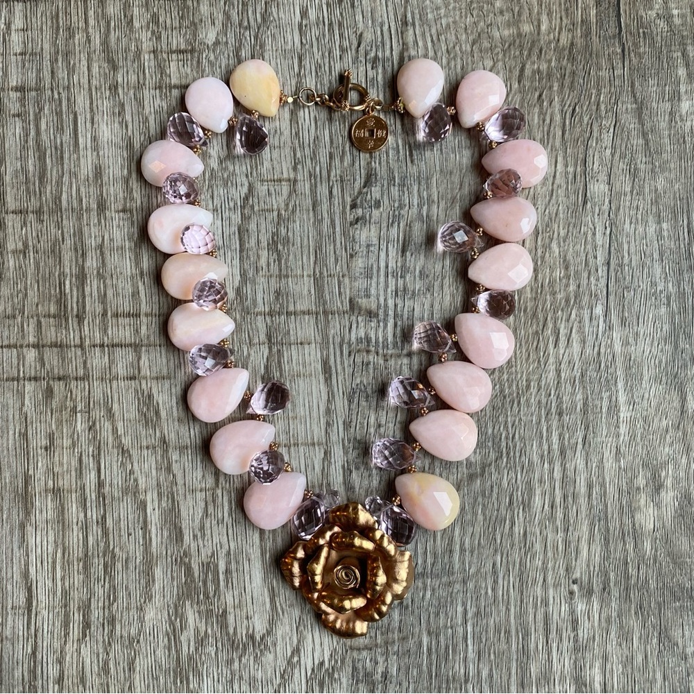 Natalie Baroni Faceted Pink Teardrop Gemstone Beaded 18” Necklace With Gold Rose